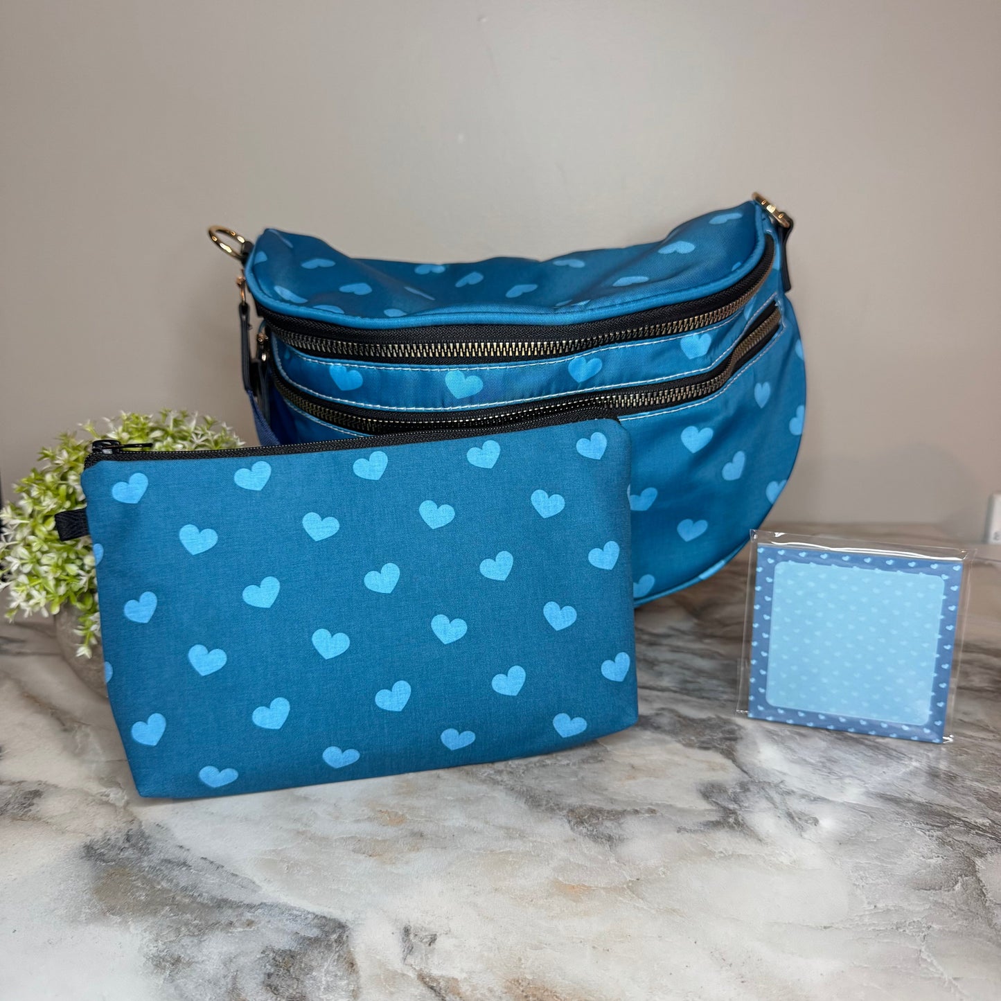 Bundled Set - Roni & Pouch - Dark Blue Hearts