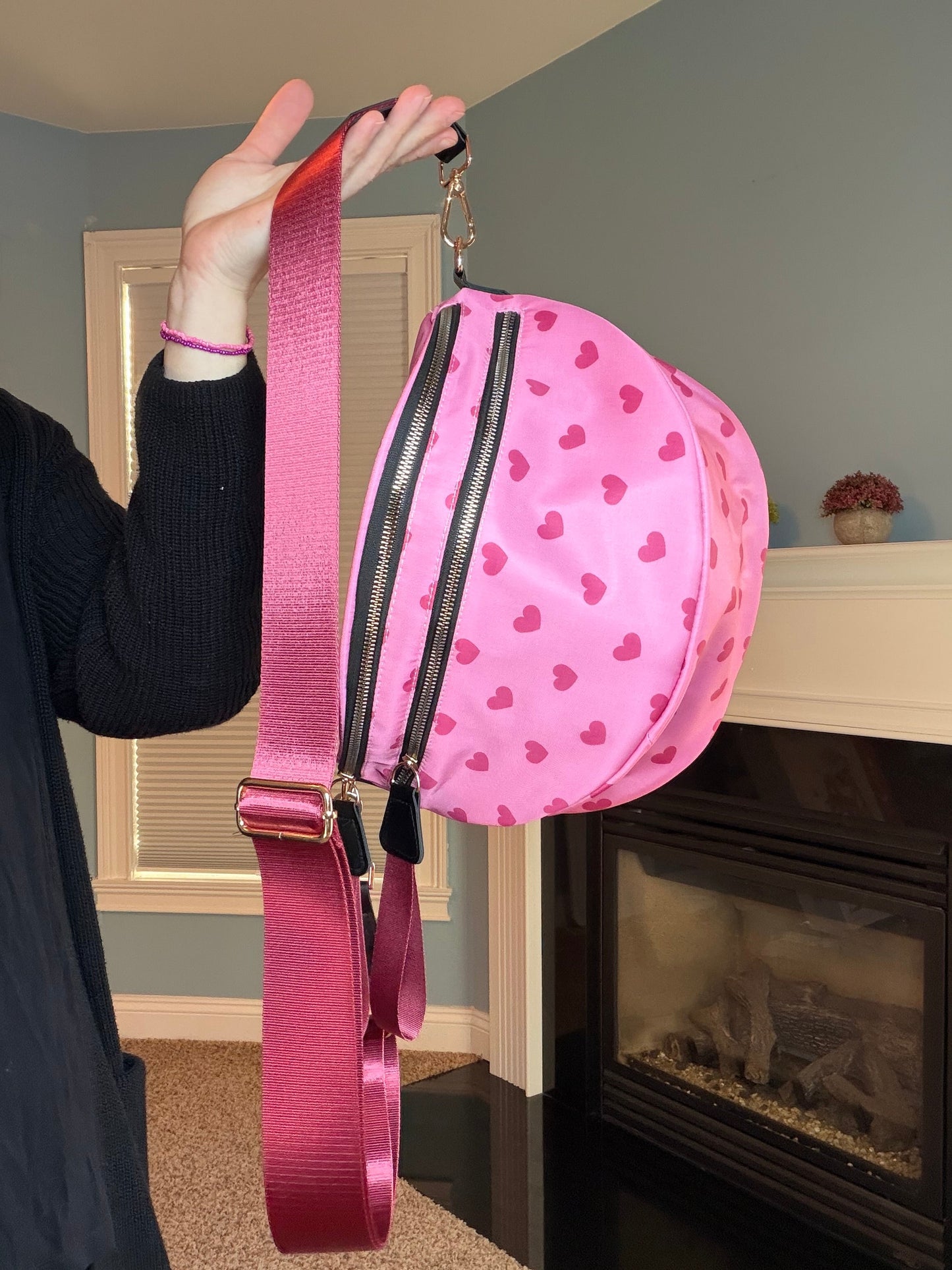 The Roni Nylon Crossbody - Light Pink Hearts