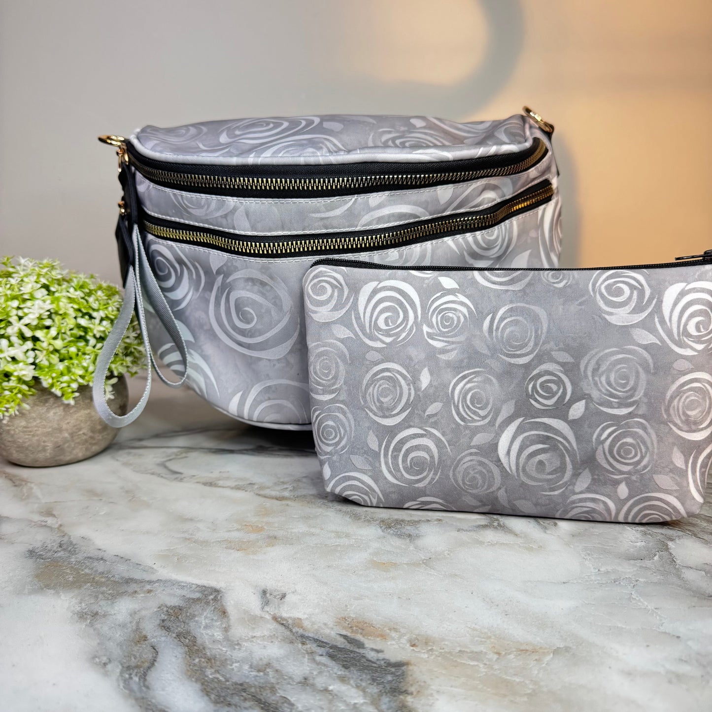 Bundled Set - Roni & Pouch - Grey Swirl Roses