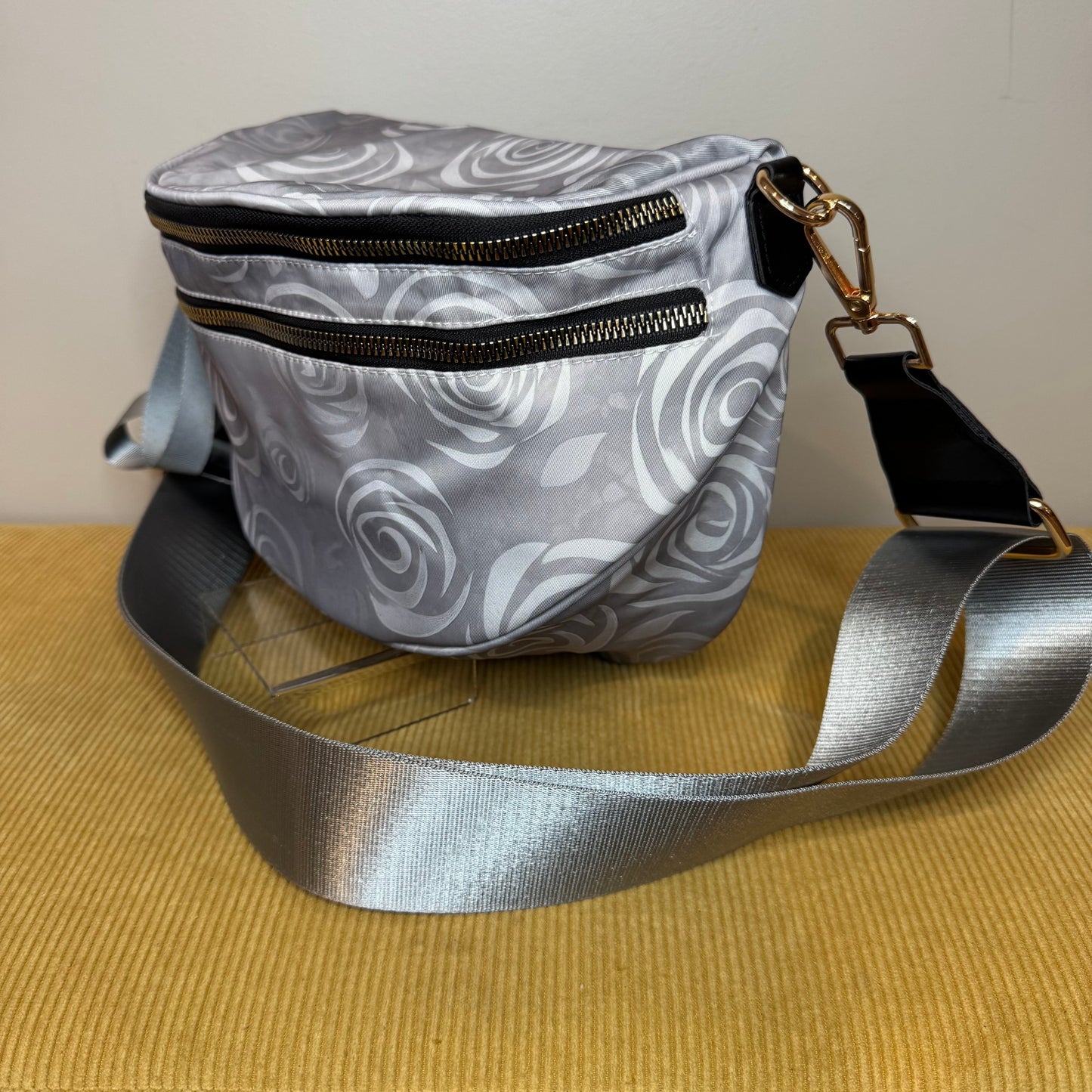 The Roni Nylon Crossbody - Grey Swirl Roses