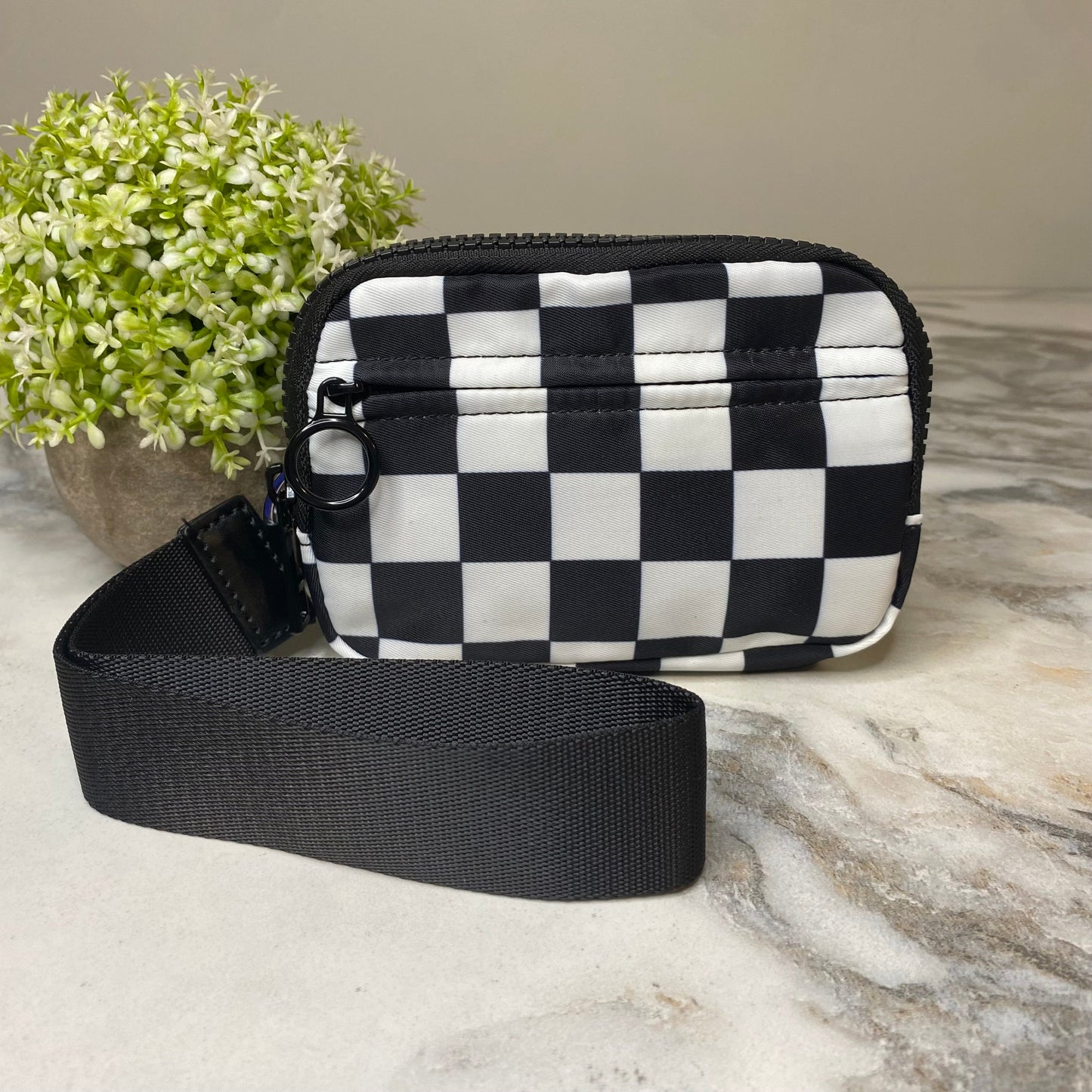 Rue - Nylon Wristlet Wallet - Checkered