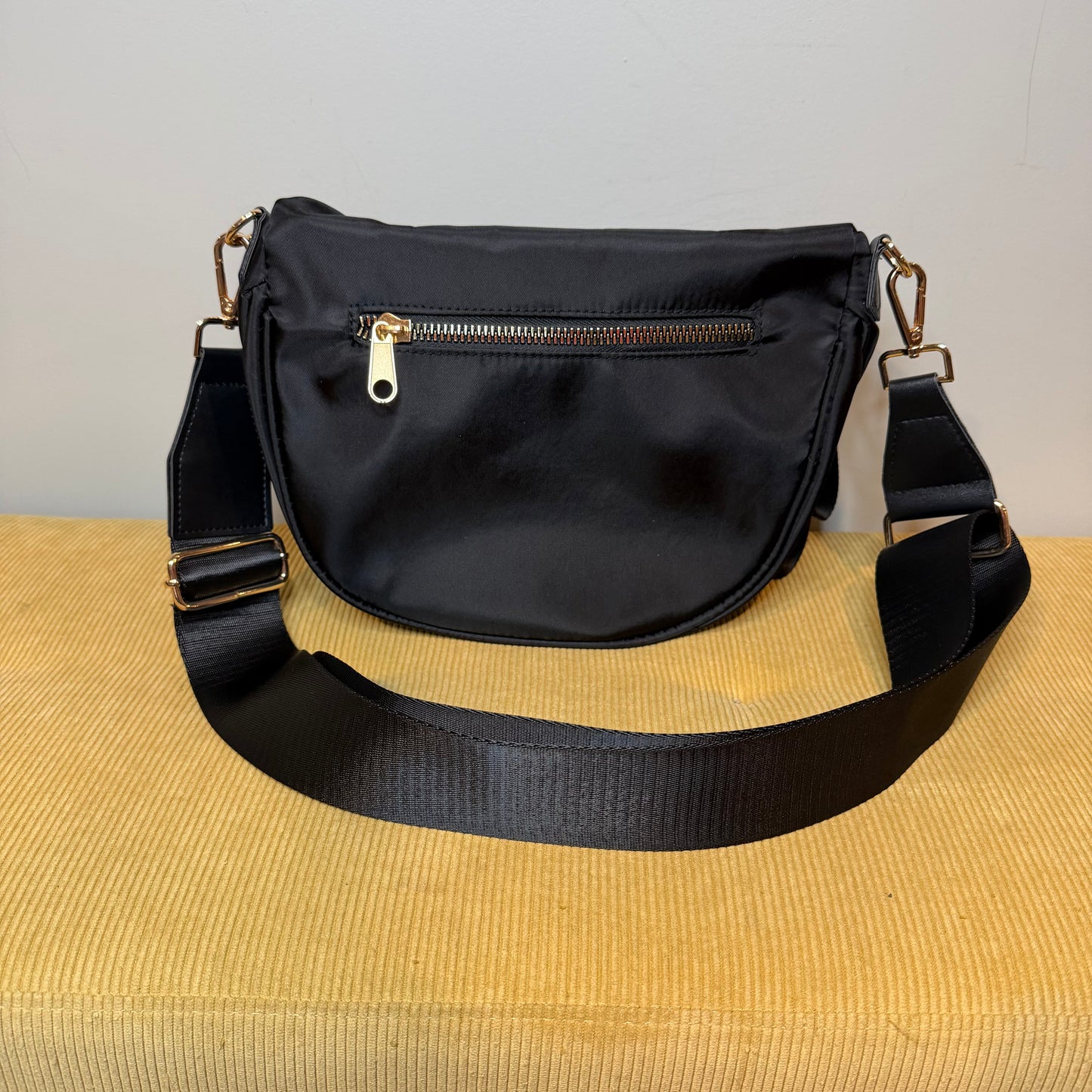 The Roni Nylon Crossbody - Solid Black