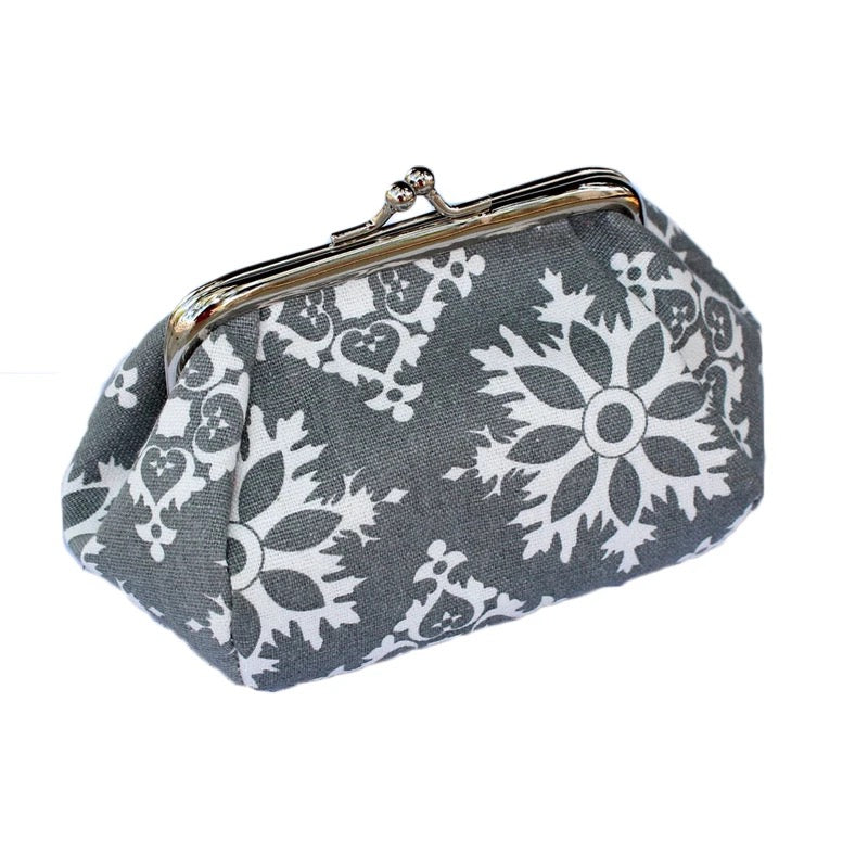 Clamshell Coin Purse Wallet - Snowflake