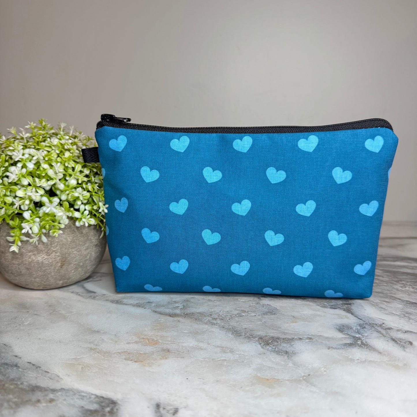 Pouch - Valentine’s Day - Dark Blue Hearts