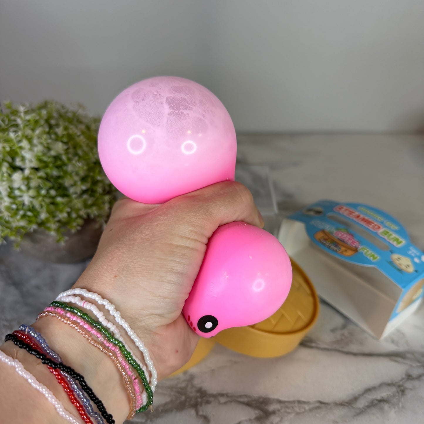 Squishy Toy - Viral Dumpling, Solid Pink