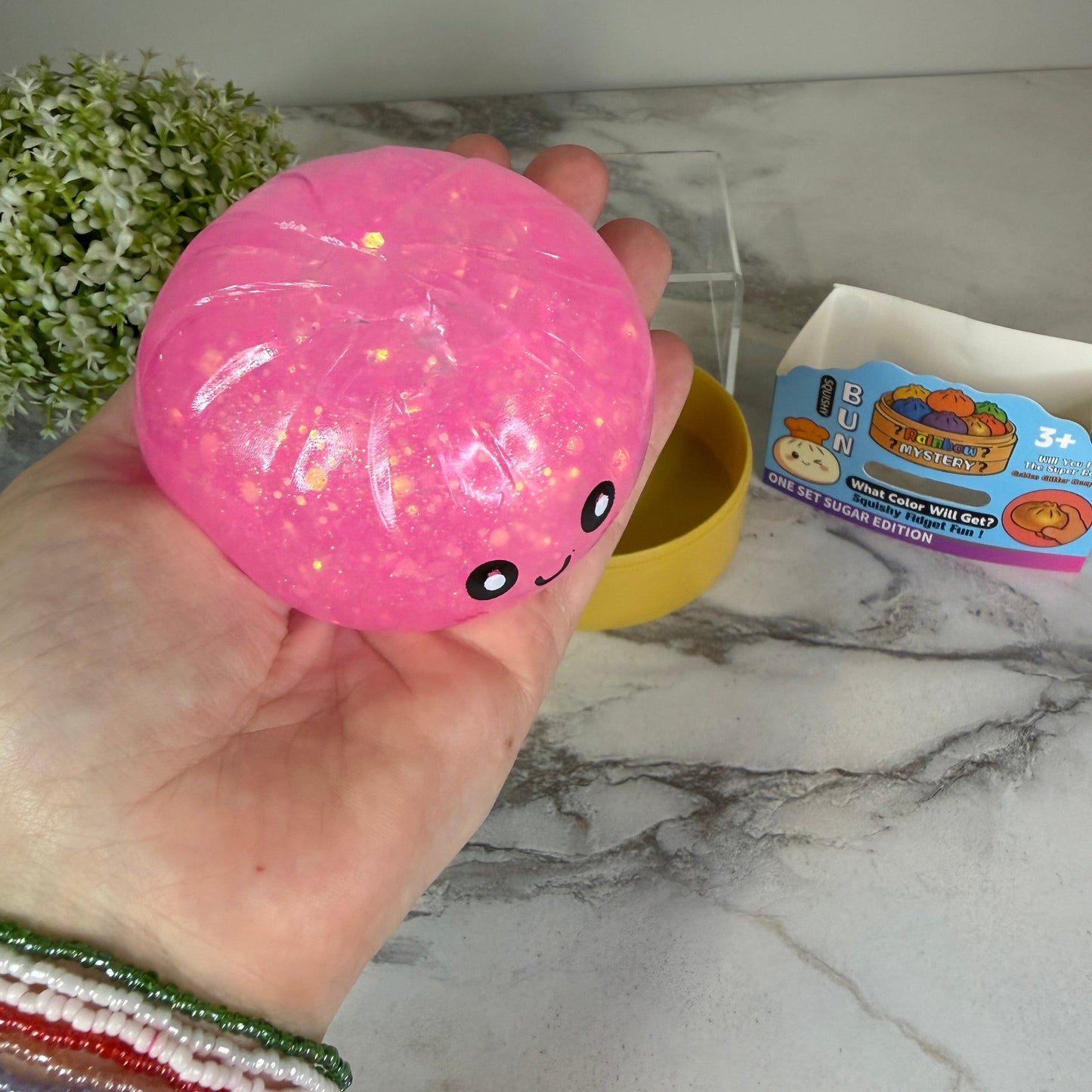 Squishy Toy - Viral Dumpling, Quick Squeeze Glitter - Pink