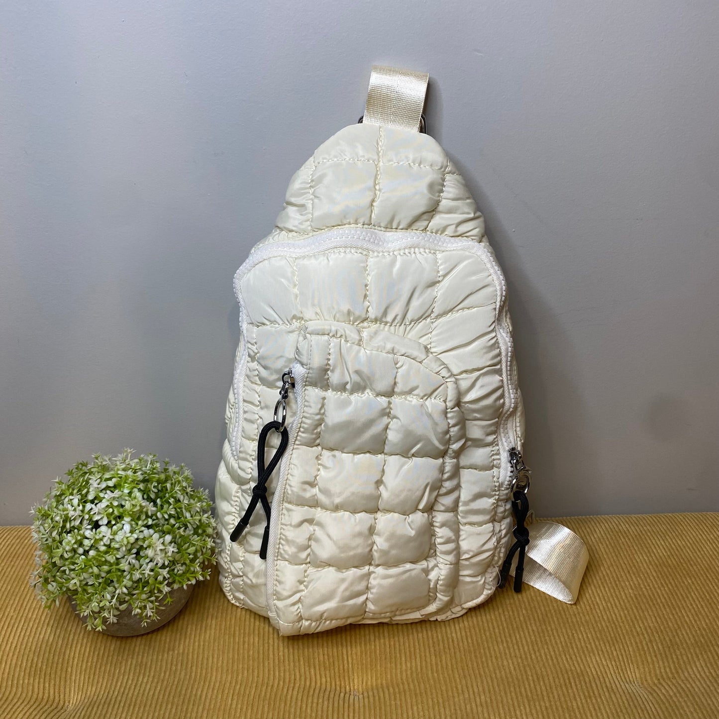 Sarah - Puffer Sling XL